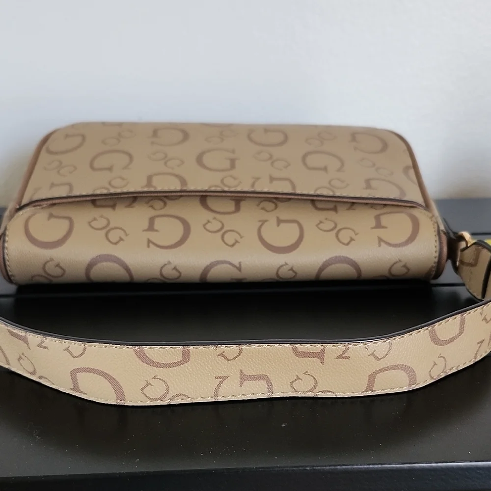 GUESS Y2K Logo Baguette Bag Brown Monogram Shoulder Purse Gold Hardware - Picture 11 of 14